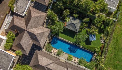 Frangipani Seven-Bedroom Pool Villa