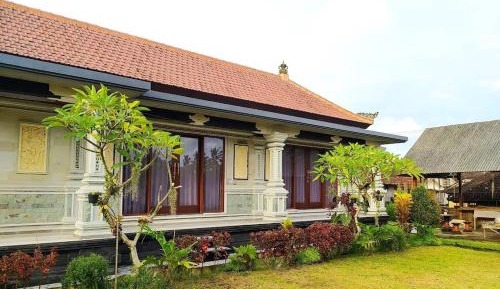 Suite with Garden View