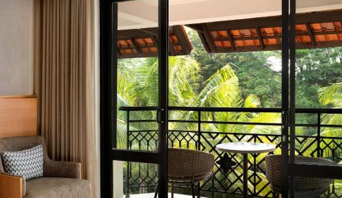 Grand Deluxe King (Balcony)