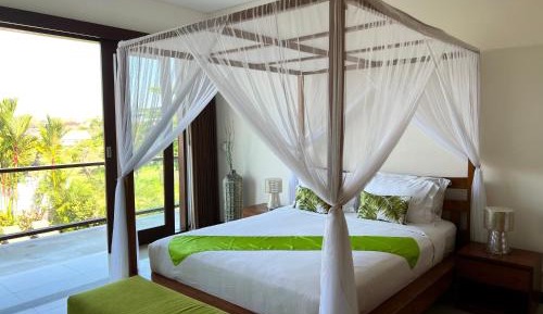 King Room with Balcony