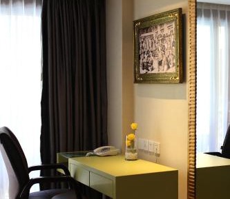 Premium Suite