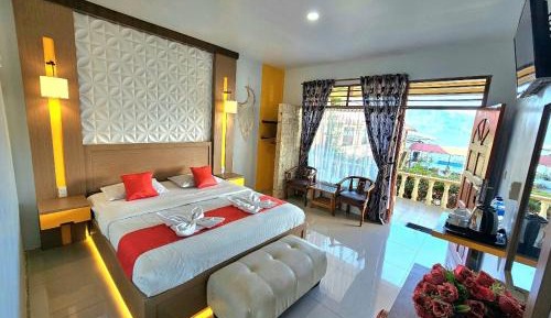 Deluxe Double or Twin Room