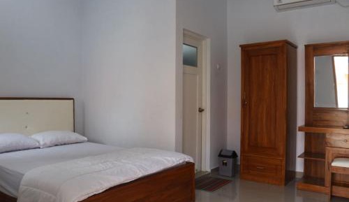 Single Room with Park View