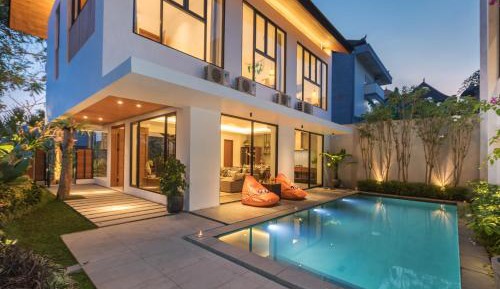 Six Bedrooms Villa with Free Mini-bar