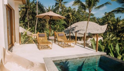 3 Bedroom Canopy Villa with Sea View