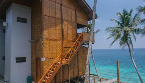 Beachfront Bungalow 