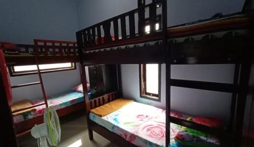 Mixed Dormitory Room