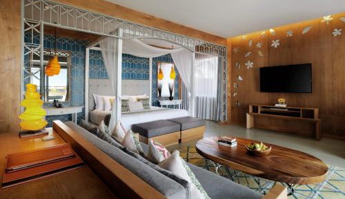 Oceanfront Rooftop Suite