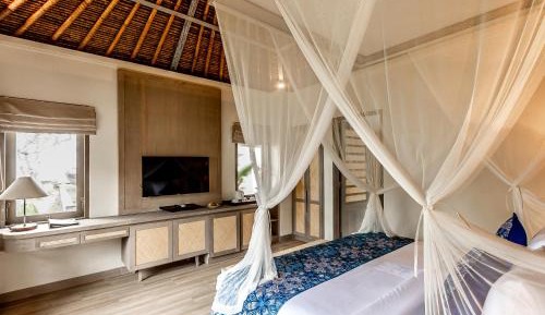 Premier Garden with Free Lunch and Shuttle Denpasar - Candidasa - Denpasar