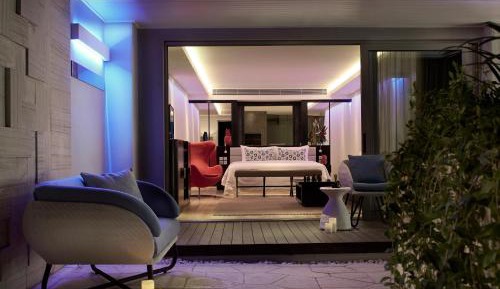 Premium Suite with Pool Access