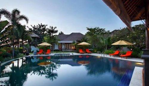 One-Bedroom Villa with Hot Tub