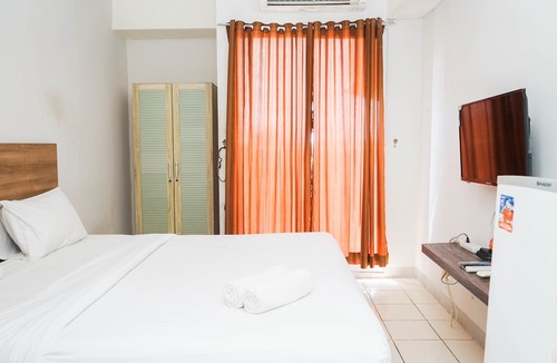 Serpong Hotel | Cozy and Simply Studio at Serpong Greenview Apartment