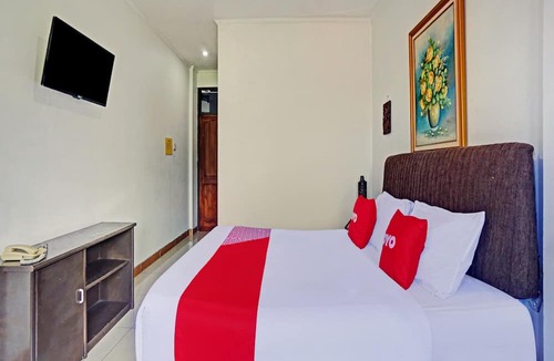 Batu Hotel | OYO 90028 Hotel Victory
