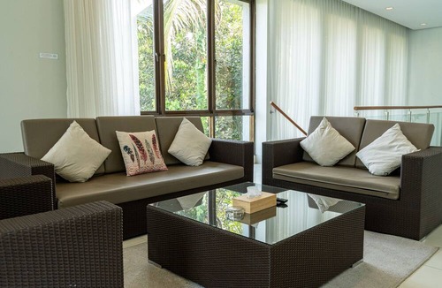 Bandung Villa | Jasmine Cozy Villa 3 BR Heated Pool and Billiard