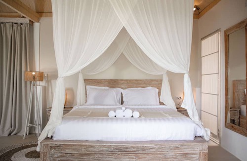 Kemenuh Hotel | Hot Stone Club Ubud