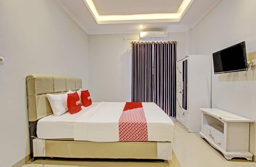Muncar Hotel | OYO 92879 Imperial Inn