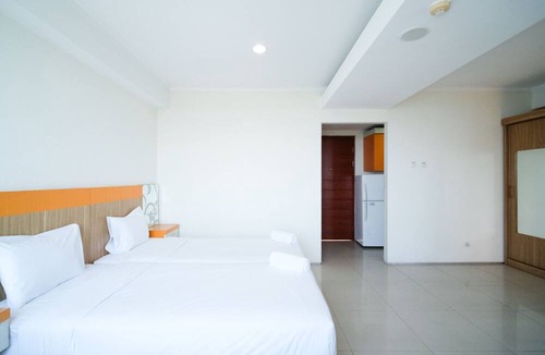 Siwalankerto Apartment | Strategic Studio Apartment At High Point Serviced