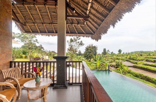 Ababi Bed & Breakfast | AlamGangga Villas Tirta Gangga