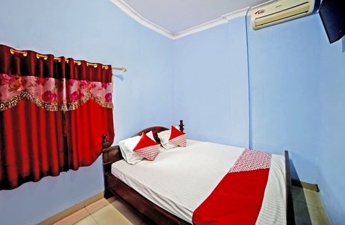 Medan Hotel | OYO 90922 Gurusinga Guesthouse