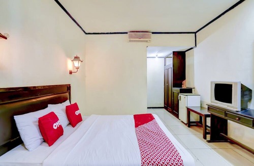 Lumajang Hotel | OYO 90250 Hotel Lumajang New
