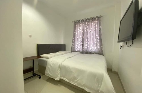 Waru Hotel | OYO 90844 Guesthouse Parung Asri Syariah