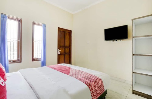 Taman Griya Hotel | Hotel O Pondok Dukuh