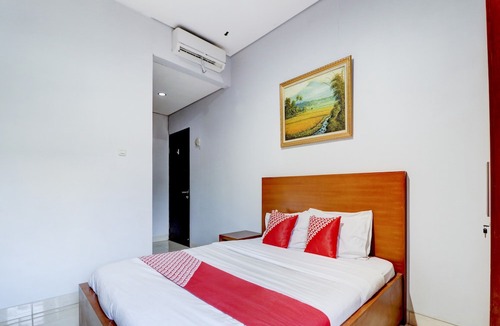 Hegarmanah Hotel | Super OYO Collection O 90641 Sky City Home