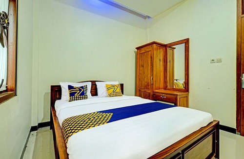 Bulukerto Hotel | OYO Homes 91095 Desa Wisata Conto