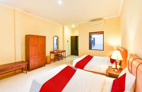 Kuta Hotel | Super OYO Townhouse Oak Maxi Hotel Legian
