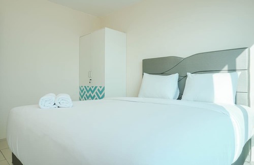 Kayu Putih Apartment | Cozy Living 1Br At Tifolia Apartment