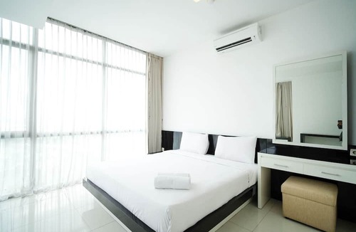 Surabaya Apartment | Spacious 3Br Apartment Connected To Cito Mall At Aryaduta Residence Surabaya