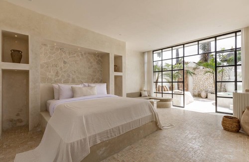 Umalas Villa | Luxe & Unique Honeymoon Bocami Suites-1 By OriVista