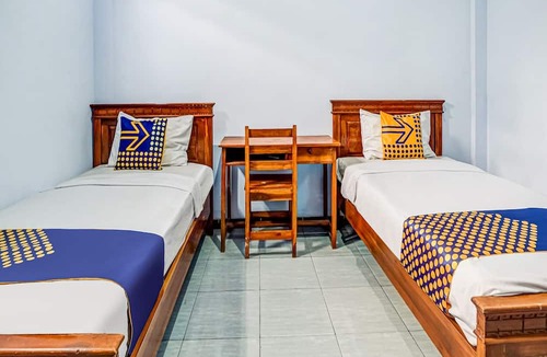 Malang Hotel | Hotel O Sukun Syariah Homestay