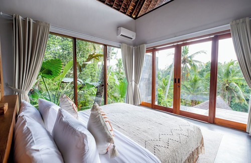 Pejeng Kawan Hotel | LeRosa Valley Resort