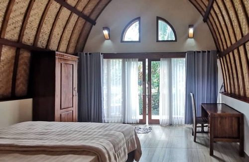 West Selemadeg House | Balian Green Lagoon