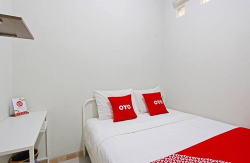 Tegal Hotel | OYO 91487 Ib Homestay Syariah