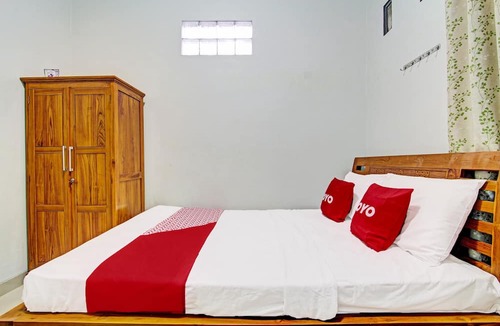Temon Hotel | OYO 92071 Yusman Homestay Syariah