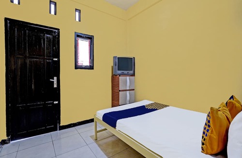 Mojokerto Hotel | OYO Life 91947 Kost Barokah Syariah