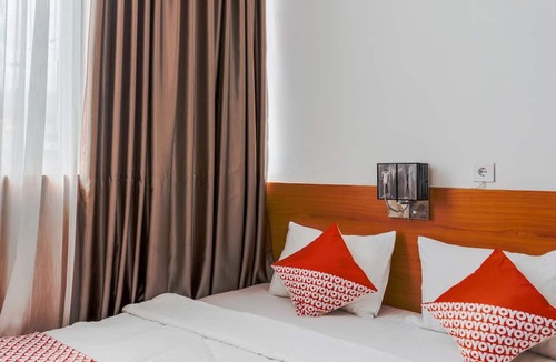 Demak Hotel | Hotel O Mandiri Guest House Syariah