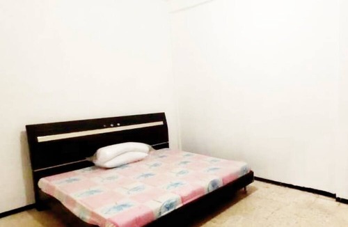 Tuban Sub-District House | OYO Life 92647 Edelweis Homestay