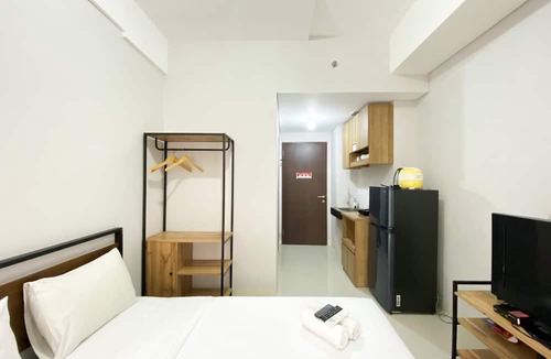 Bekasi Timur Apartment | Chic And Cozy Studio Apartment At Transpark Juanda Bekasi