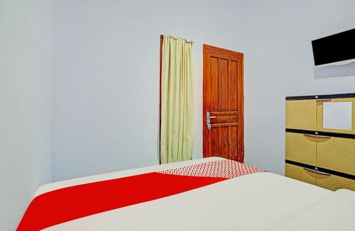 Probolinggo Hotel | OYO 90604 Menara Sakti Syariah Homestay