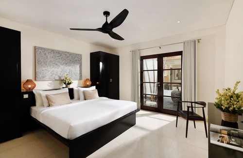 Kerambitan Villa | Black Beach Villa - Absolute Beachfront