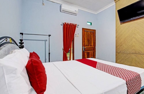 Temon Hotel | OYO 92045 Panca Putri Guest House