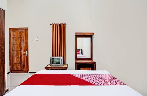 Banyuwangi Hotel | OYO 92367 Garuda Homestay Syariah