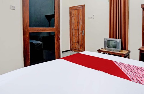 Banyuwangi Hotel | OYO 92367 Garuda Homestay Syariah