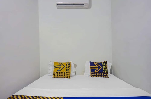 Sukabumi Hotel | SPOT ON 92154 Nusasari Guest House