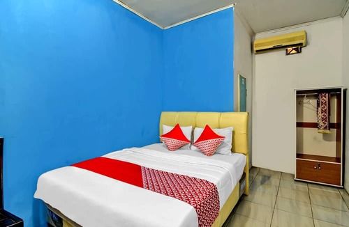 Cikarang Hotel | OYO 90222 Lafa Park Syariah