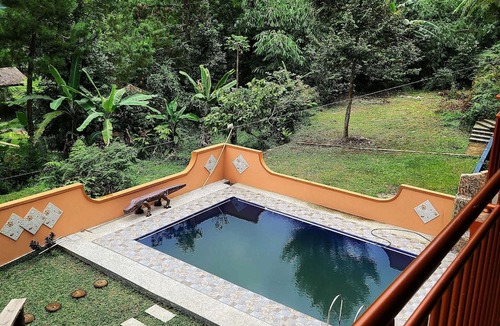 Pamijahan Hotel | EXPRESS O 92345 Villa Bidadari
