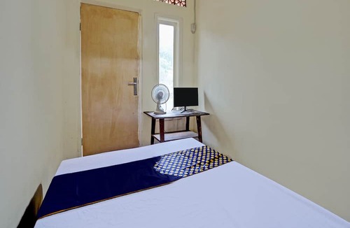 Klojen Hotel | Hotel O Tanjung Indah Homestay Syariah